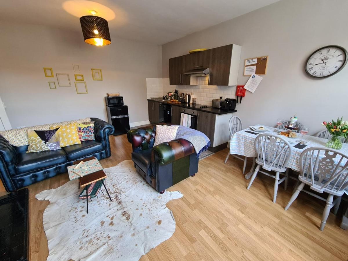 Coopers, Ground Floor Apartment With 2 Bedrooms And 2 Bathrooms Within A Georgian Listed Building Burton-upon-Trent Εξωτερικό φωτογραφία