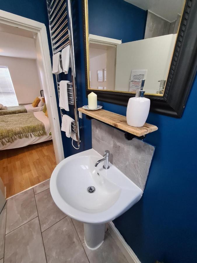 Coopers, Ground Floor Apartment With 2 Bedrooms And 2 Bathrooms Within A Georgian Listed Building Burton-upon-Trent Εξωτερικό φωτογραφία