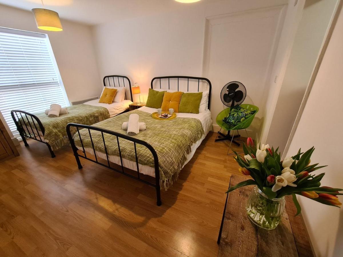Coopers, Ground Floor Apartment With 2 Bedrooms And 2 Bathrooms Within A Georgian Listed Building Burton-upon-Trent Εξωτερικό φωτογραφία
